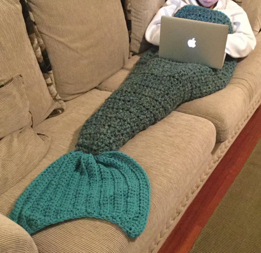 FREE Mermaid Tail Blanket for children and dolly ⋆ Made ...