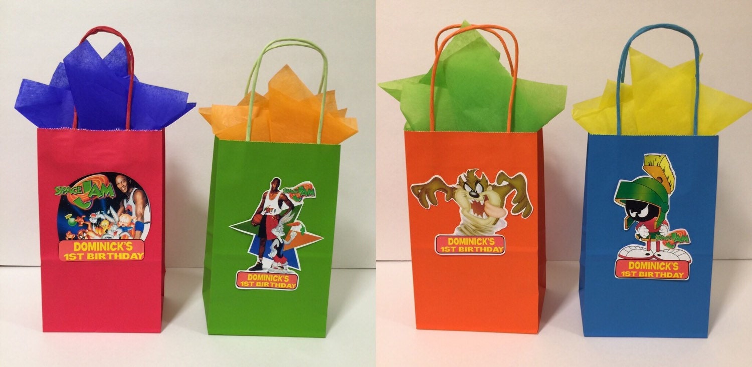 Space Jam party bags 12