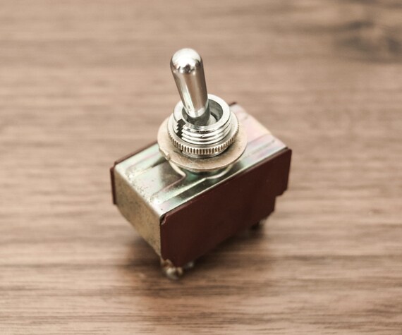 Antique / Vintage ON OFF Toggle Switch by REdesignQC on Etsy