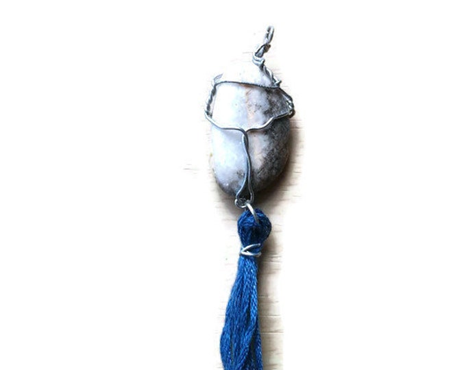 Boho stone tassel necklace/ boho tassel necklace/ hippie tassel necklace /stone necklace /boho stone necklace/ wire wrapped pendant/ stone