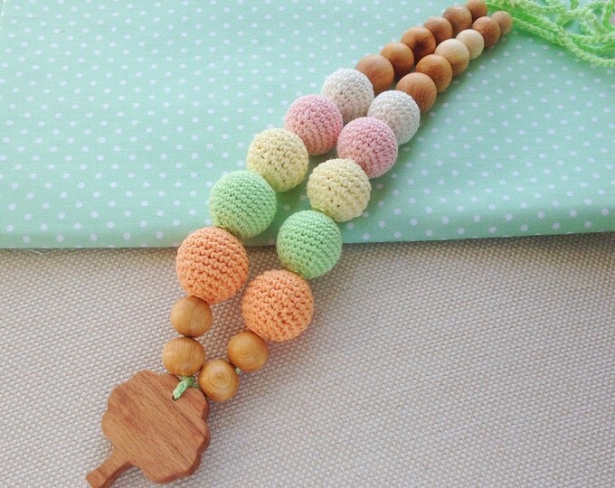 Nursing necklace / Teething necklace / Crochet necklace - An apple tree