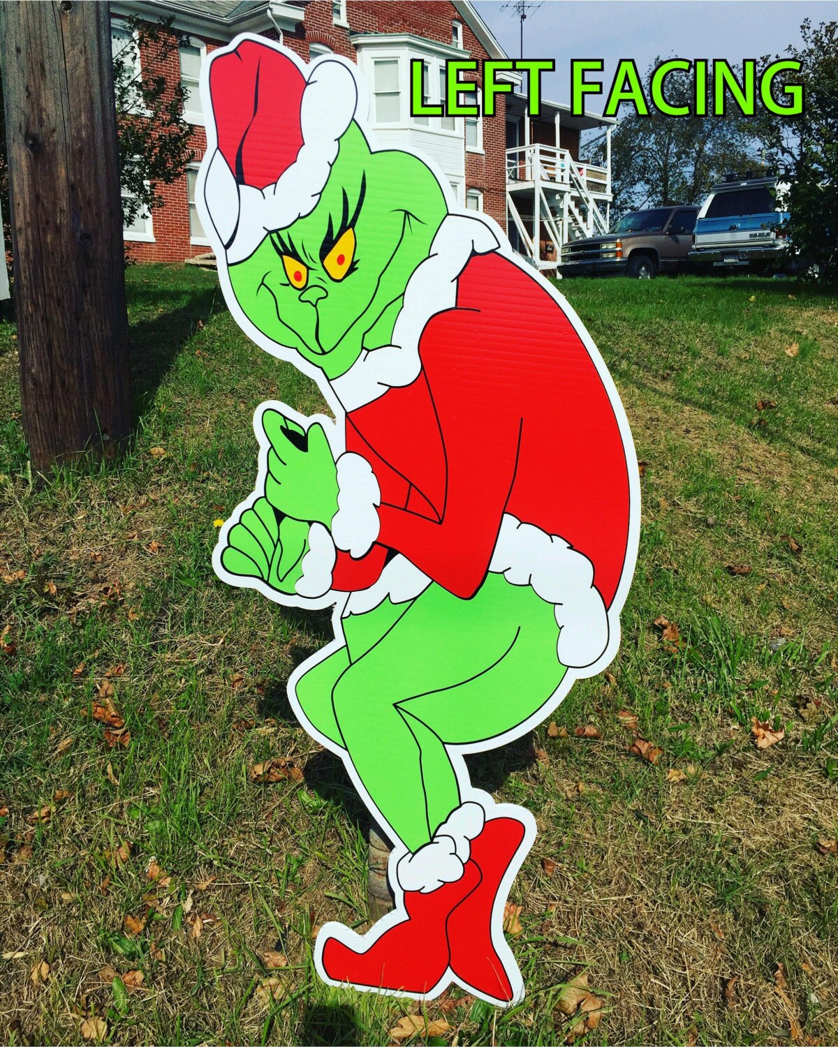 Grinch Stealing Christmas Lights Yard by BunsBodatiousCreates