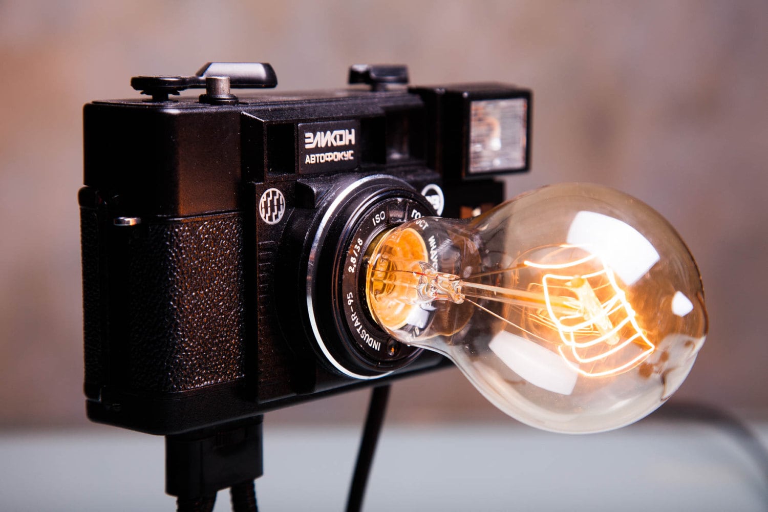Foto kamera lampe / retro licht / nachtlicht von lumenworkshop