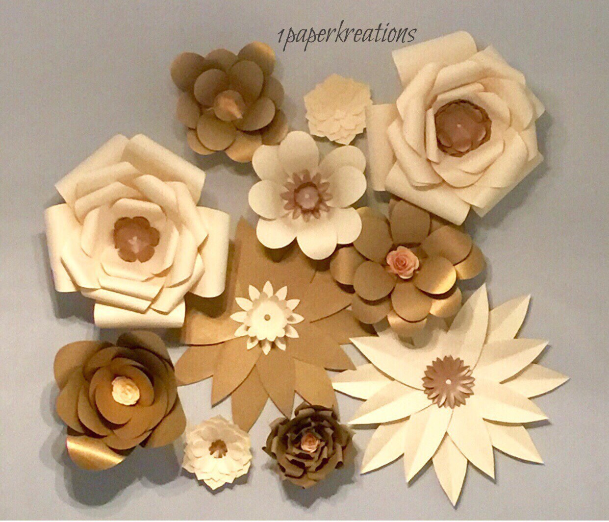 LARGE PAPER FLOWERS / wallflowers paper flower wall paper