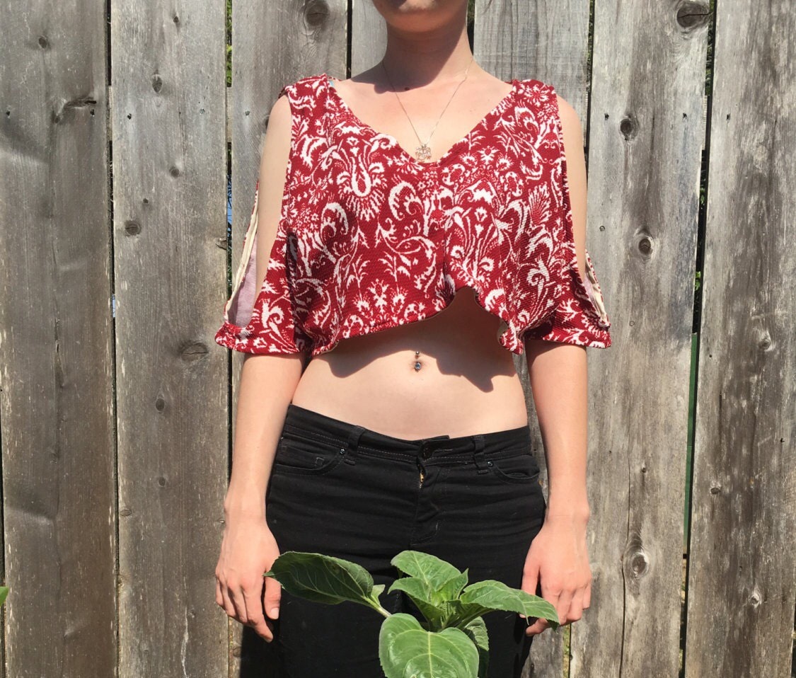 Small Red and White Print Crop Top Open Sleeve by KelseysDesign