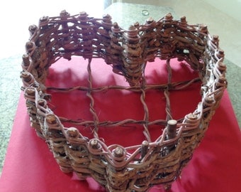 Grapevine Heart Basket