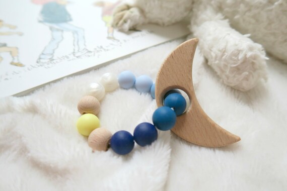 Goodnight Moon teething ring - newborn gift - silicone teether - baby shower - new mom gift - wooden teether