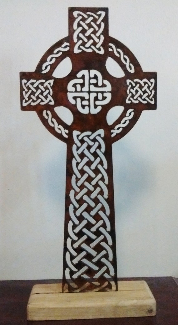 Celtic Cross metal artwork