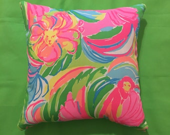 New Pillow made with Lilly Pulitzer 2016 So A Peeling fabric, 2 sizes available