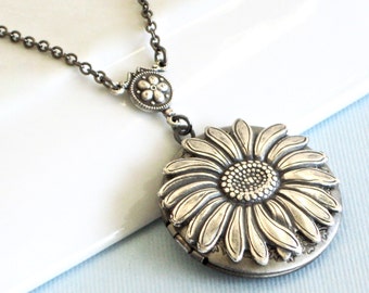 Sunflower Locket Necklace - Silver, Flower Jewelry, Nature Jewelry, Floral Jewelry,