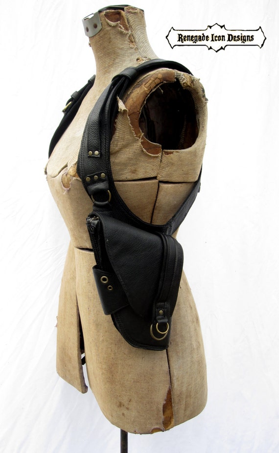 Items similar to Renegade Icon Designs: Single Slinger Holster bag ...