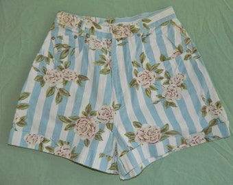 W 28/29 Daisy Dukes 80s Floral Denim High Waist Shorts Get! Light Blue Stripes with Roses Daisy Dukes