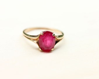 Ruby Gold Ring, Gold Ruby Ring, Vintage Ruby Ring, Pink Stone Ring, Gold Ring, 10K Gold Ring, Ruby Ring, Vintage Gold Ring, Size 6.25 Ring