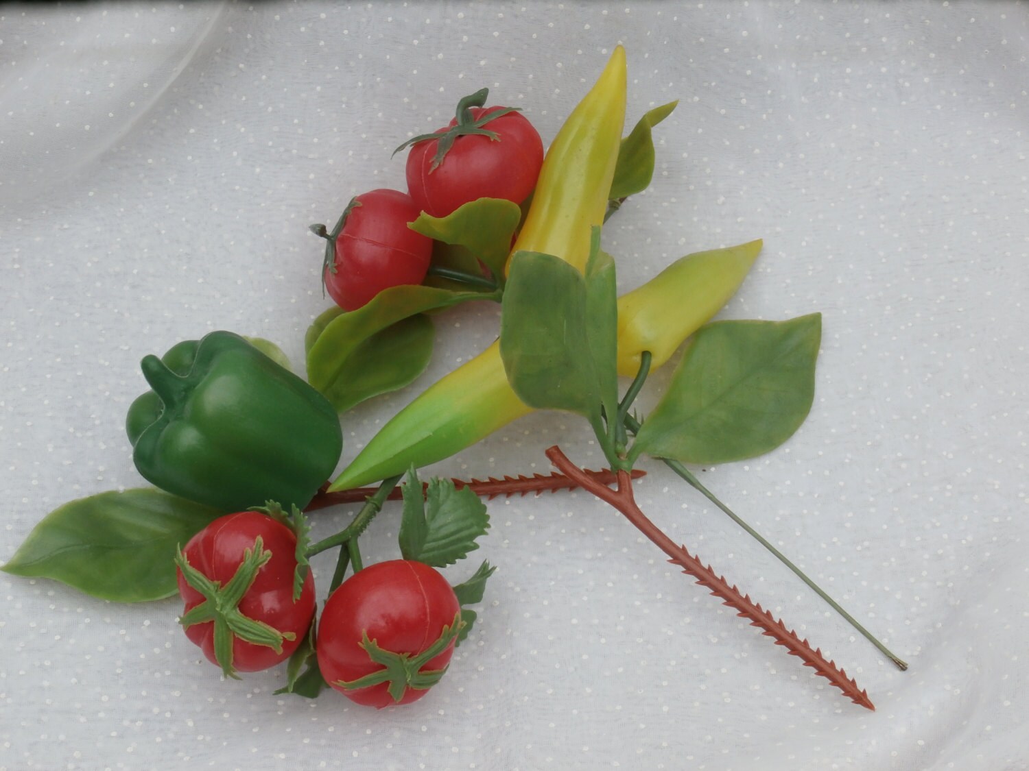 Plastic Vegetable Flower Picks Vintage Floral by MendozamVintage