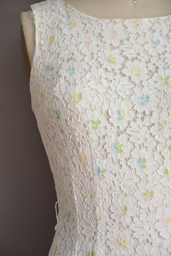 50s white cotton lace pastel floral vintage wiggle dress