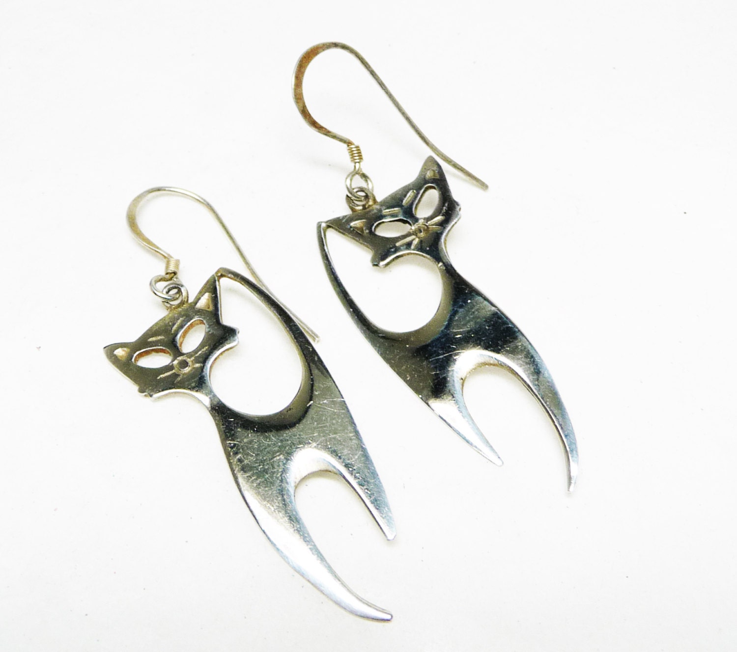 Sterling Kitty Cat Earrings Fish Hook for pierced ears
