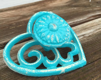 Drawer Pulls, Drawer Knobs, White Shabby Chic Knobs, Heart Knob