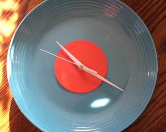 Plastic plate clock