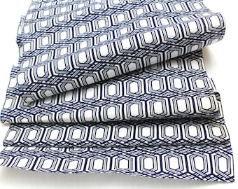 Japanese Vintage Yukata Cotton Fabric. Blue and White Geometric Design (Ref: 1336)