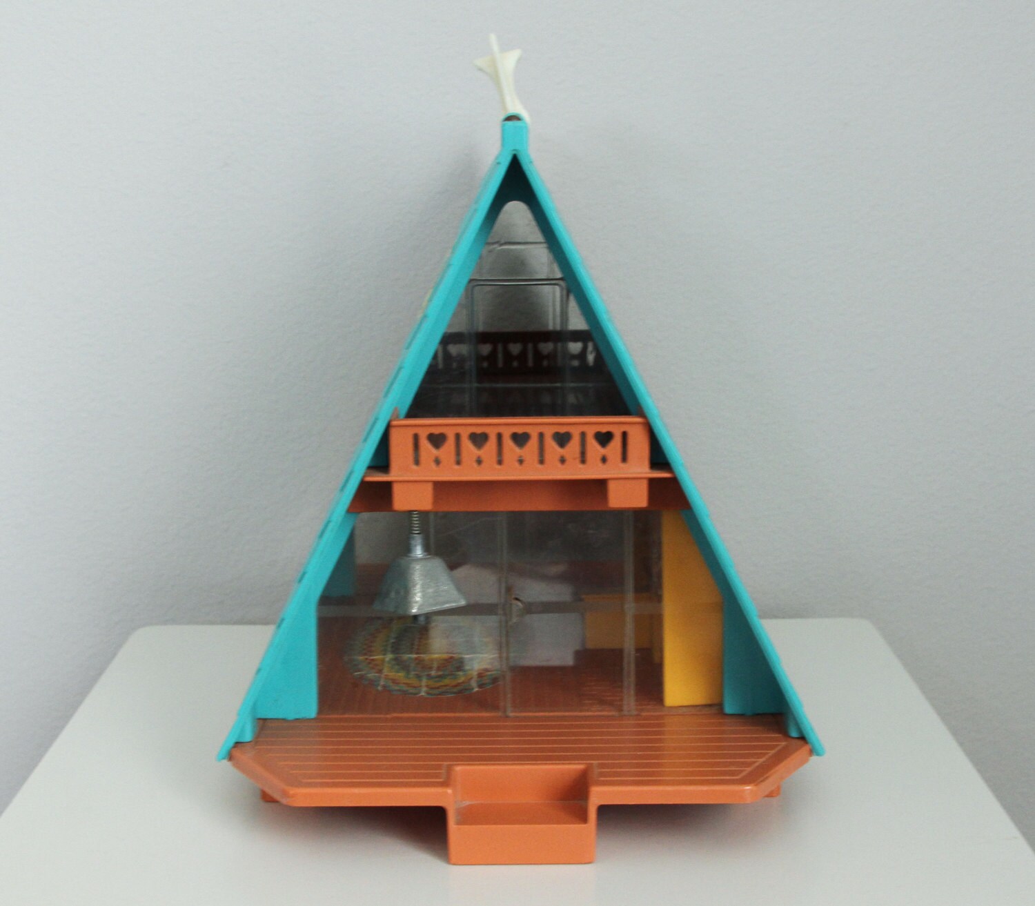 Fisher Price Little People A Frame House 1970's Toy Play