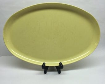Vintage Yellow Platter Oval Genuine Melamine Spaulding Ware Tray 13 x 9 CHICAGO