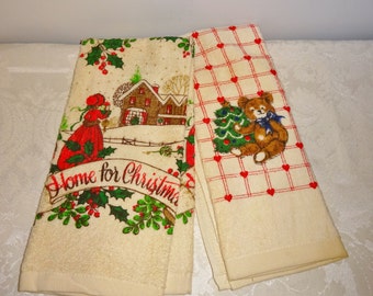 Vintage Christmas Kitchen Towel Pair Bear Country Scene
