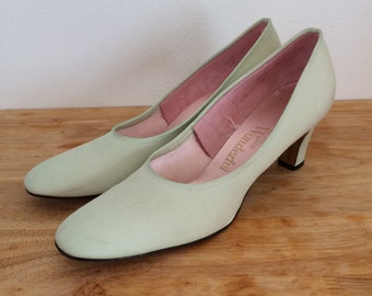 mint green womens dress shoes