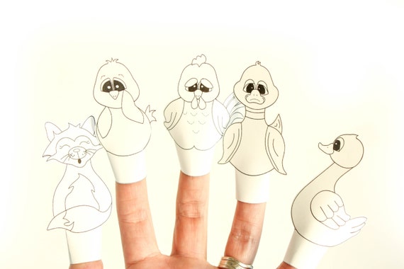 DIY Printable Finger Puppets Chicken Little Story.