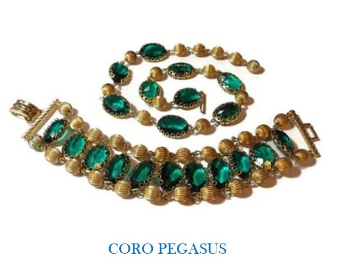 Coro Pegasus choker and bracelet set, faceted emerald green glass link necklace and fluted double strand ladder bracelet, gold beads, 1950s