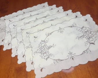 Set of 6 Vintage Ivory Floral Embroidered placemats for home decor, housewares, dining, shabby chic by MarlenesAttic