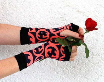 Black & Hot pink Fingerless Gloves Arm Warmers - Christmas, Arm Warmers , modern, abstract, Armwarmers, handschuhe, stulpen, Stulpen yoga