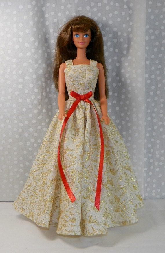 Barbie Doll Long Dress in Shimmery Off White Ball Gown Fashion
