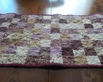 QUILTED PATCHWORK Table Runner, Roses, Plum Sweet, Table Decor, Free Shipping US, Traditional Patchwork