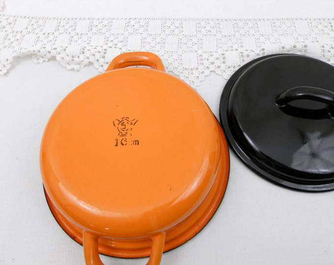 Vintage Retro Bright Orange Enameled Frying/ Cooking Pan,Cooking Pot and Lid, Kitchenalia, Kitchenware, French Decor, Hipster Home, Cooking