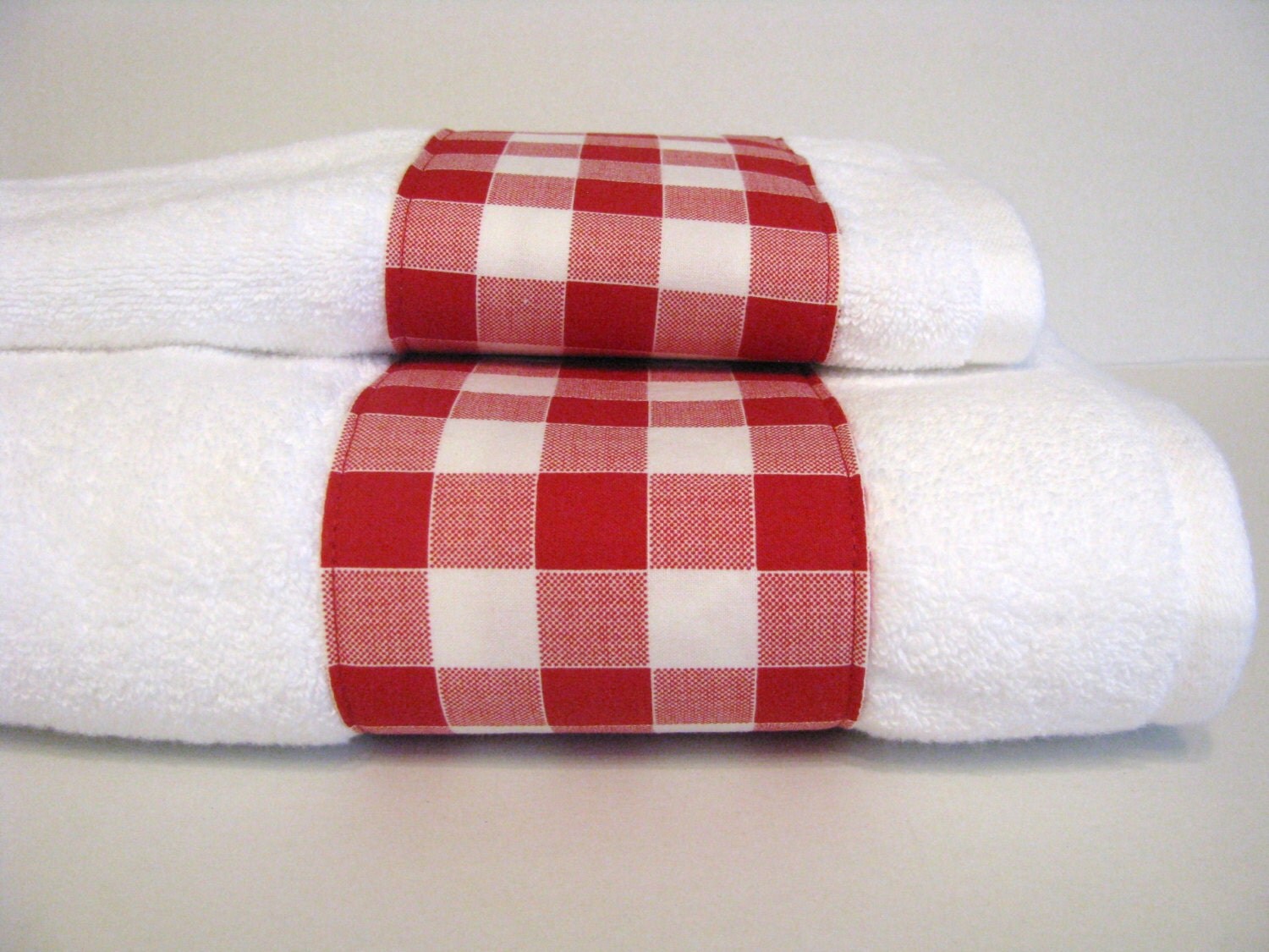 buffalo check gingham picnic checkRed Towel hand towels