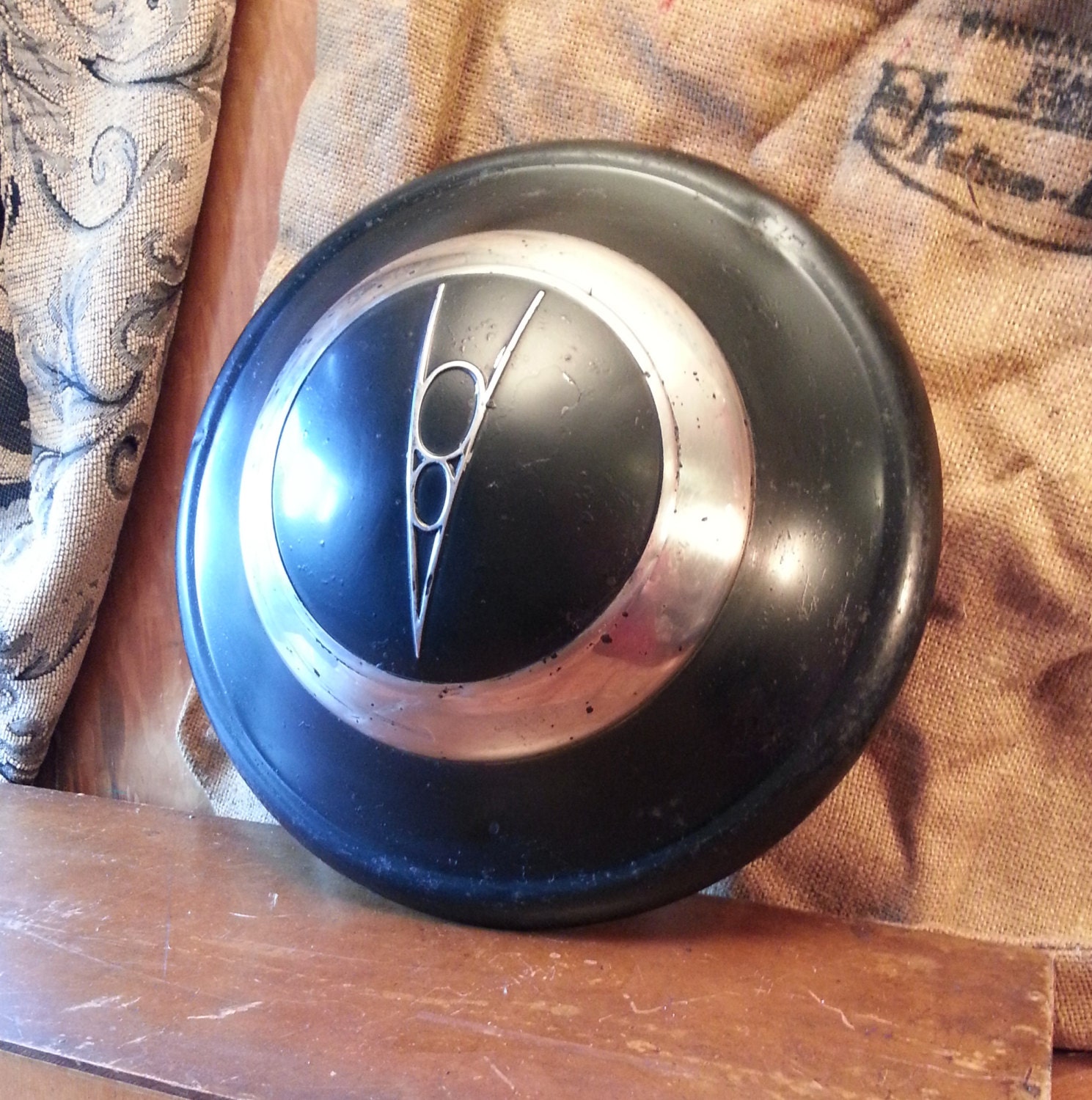 1937 V8 Ford Hubcap Classic Vintage Hub Cover 1937-v8-ford-hubcap-classic-vintage-hub-cover