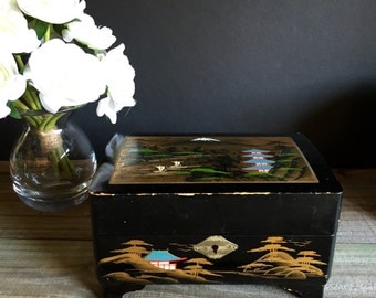 Lacquered Chinoiserie Jewelry Box / Jewelry Storage / Wooden Jewelry Box
