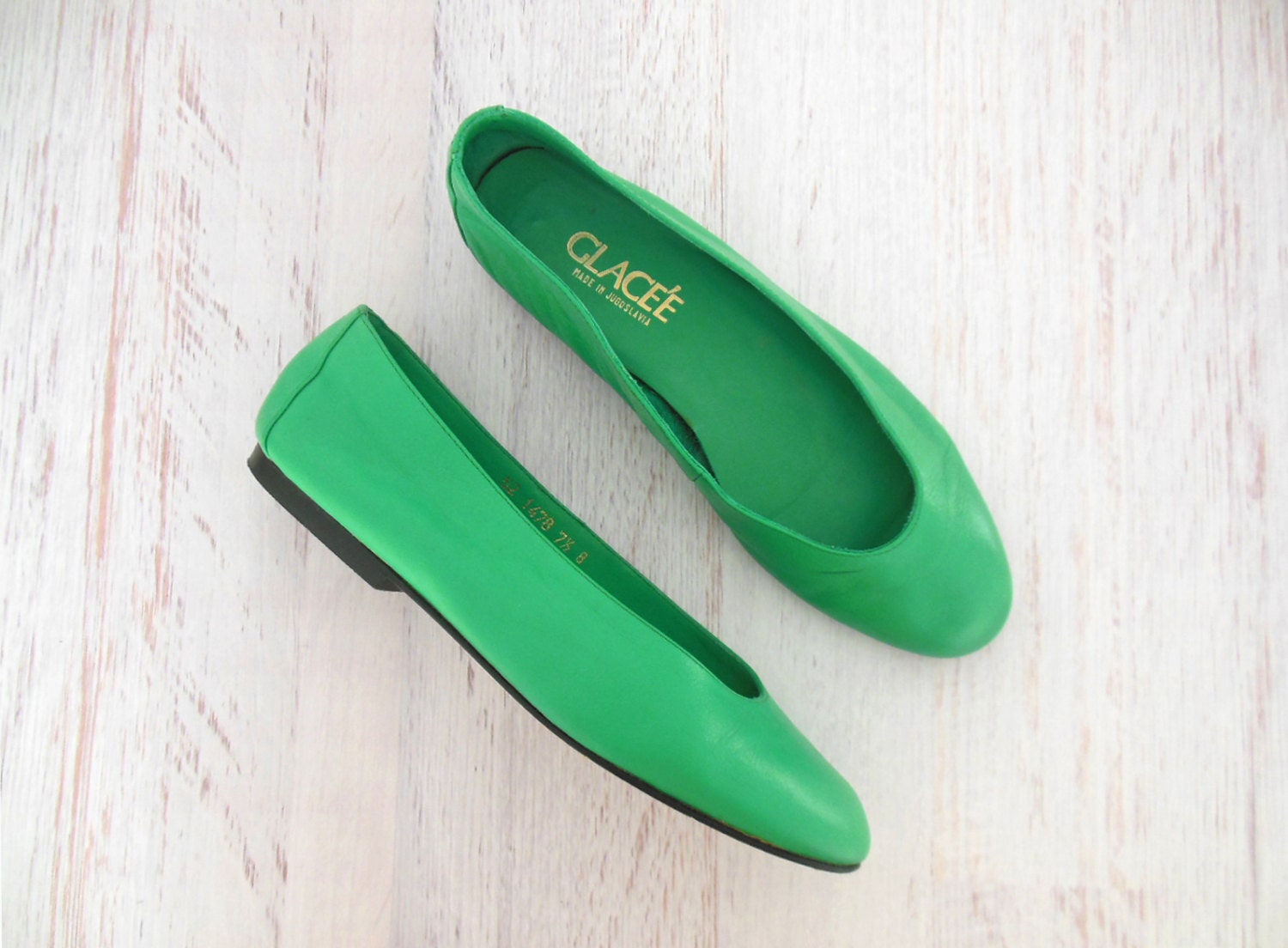 kelly green flat sandals