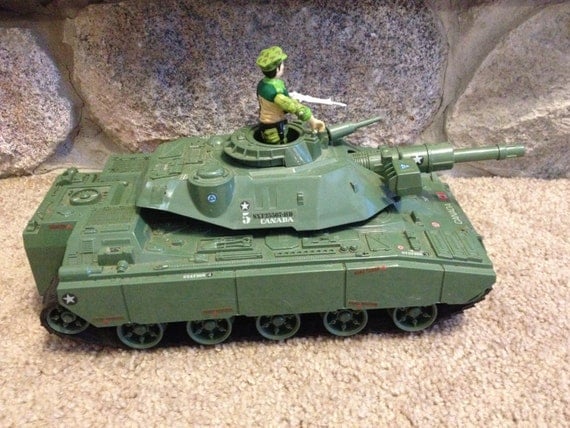 Gi Joe 1982 : Motorized Battle Tank with Figure Tested and