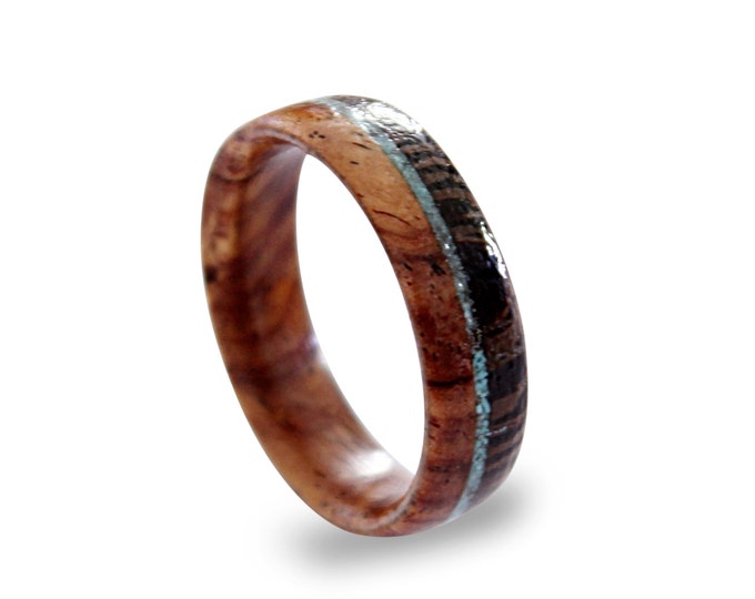 Cocobolo wood ring inlaid with wenge wood and turquoise