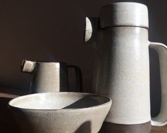 Tea, coffee or chocolate pot - large