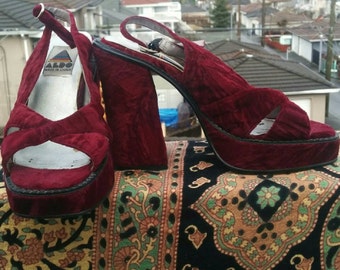 Velvet Platform heels 90's