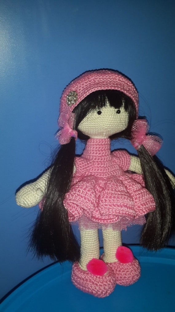 Doll amigurumi pink dress