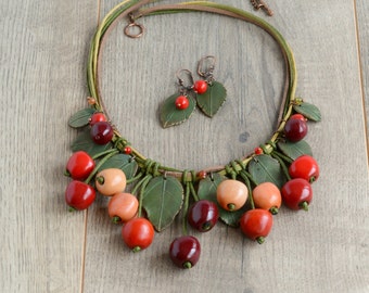 Cherry necklace Red cherries jewelry Boho necklace red Bohemian jewelry Statement fruits Chunky necklace bib Spring fruit jewelry for girls