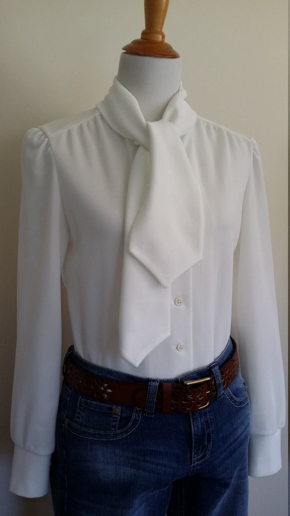 70's tie neck top white blouse whie 70's by surrendertothe70s