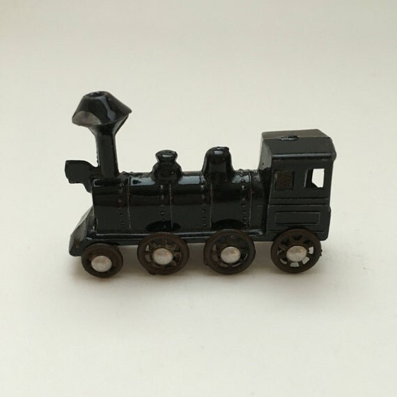 Vintage Tin Train 29