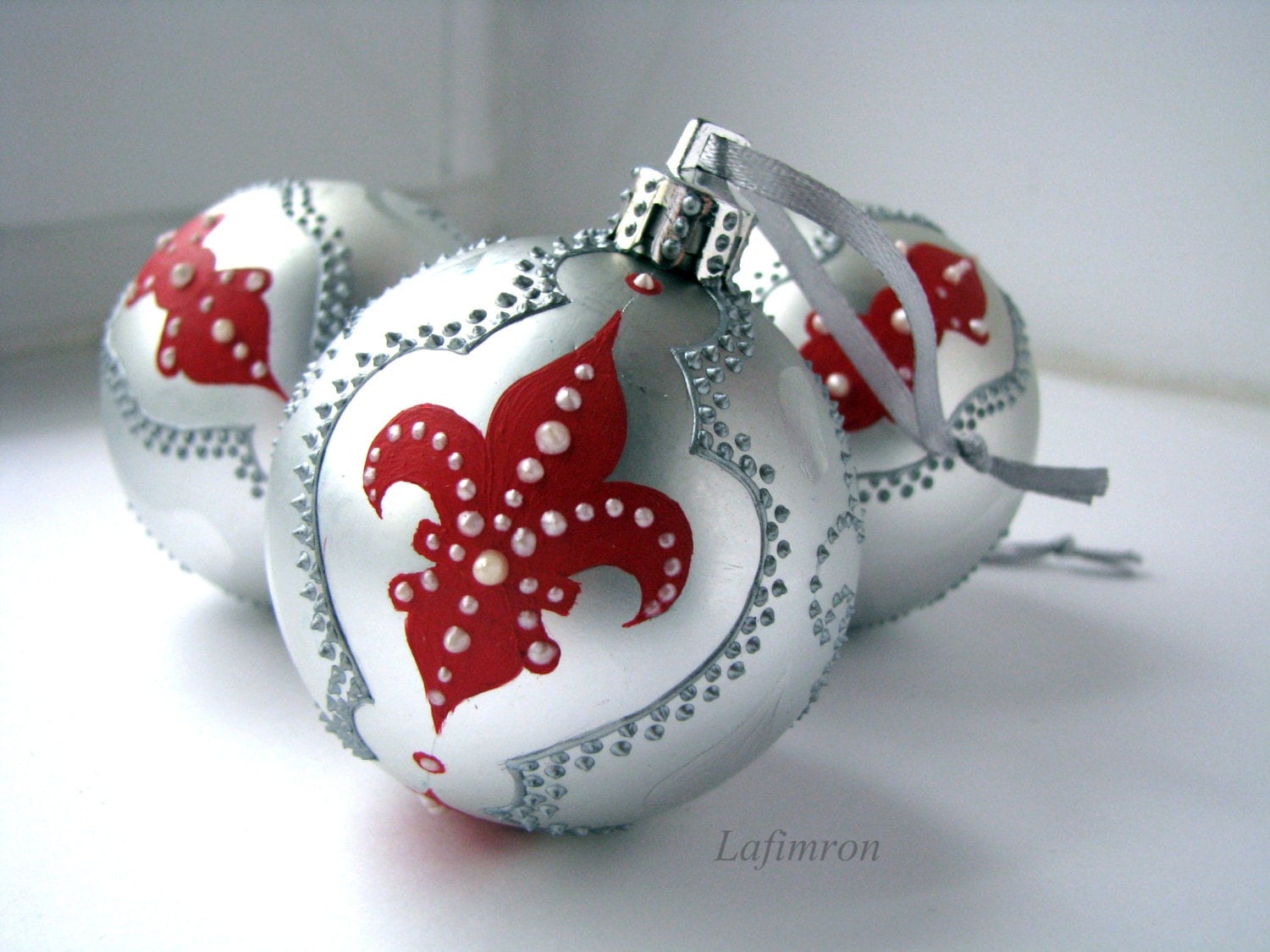 Red And Silver Christmas Ornaments 