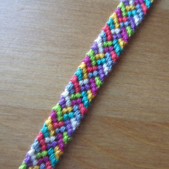 confetti zig zag stripe friendship bracelet