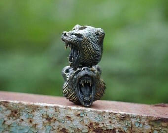 Bear paracord beads - Paracord accessories of bronze. Big, heavy bead animals are handmade with unique designs!