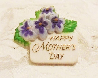 Mother's Day Brooch, Vintage 1970s Mother's Pin, Plastic Mother's Day Pin, Violet bouquet Brooch, American Greetings, Mother's Day Gift.